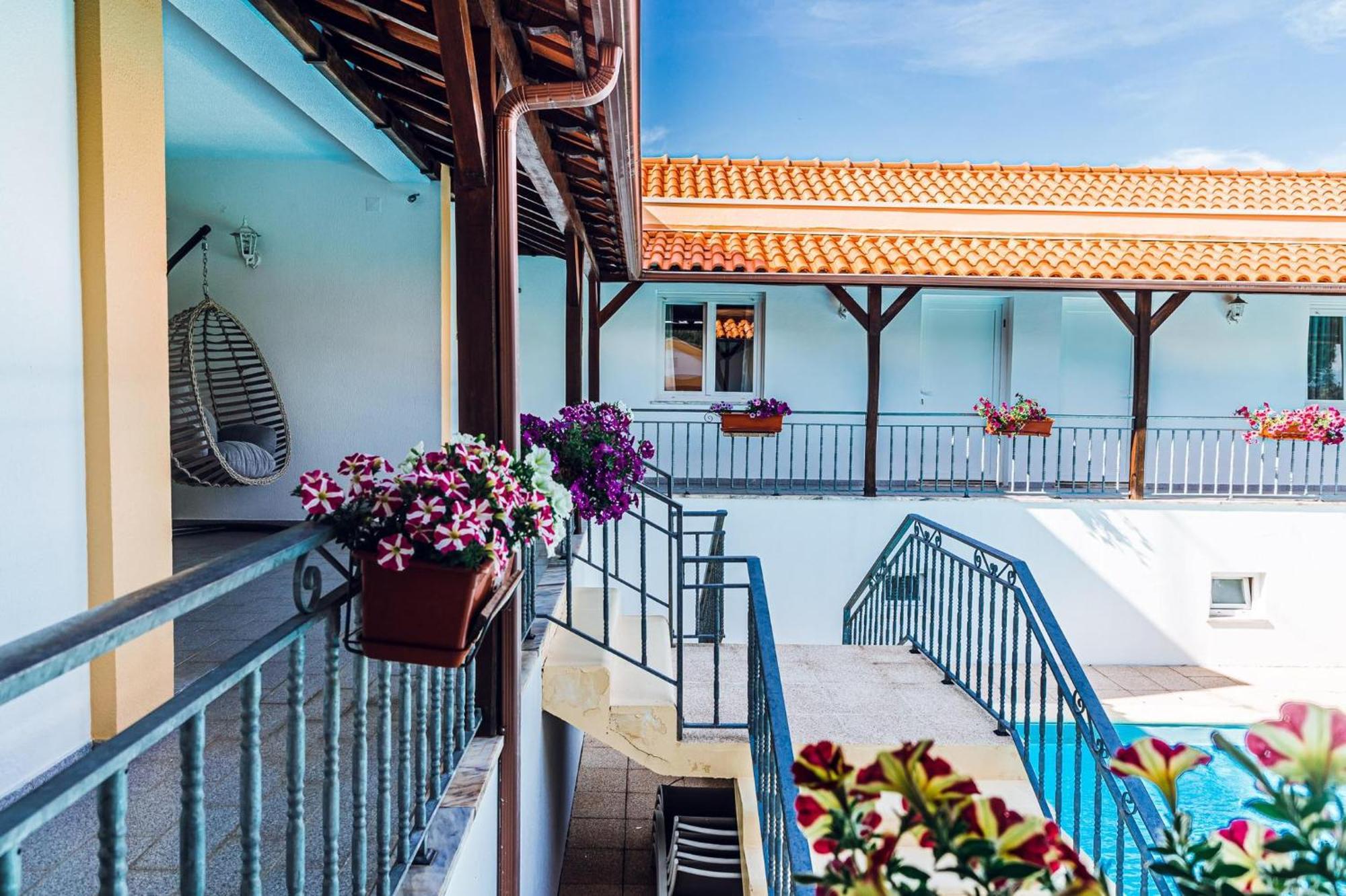 Bed and Breakfast Estalagem Bela Vista Мондин-ди-Башту Экстерьер фото