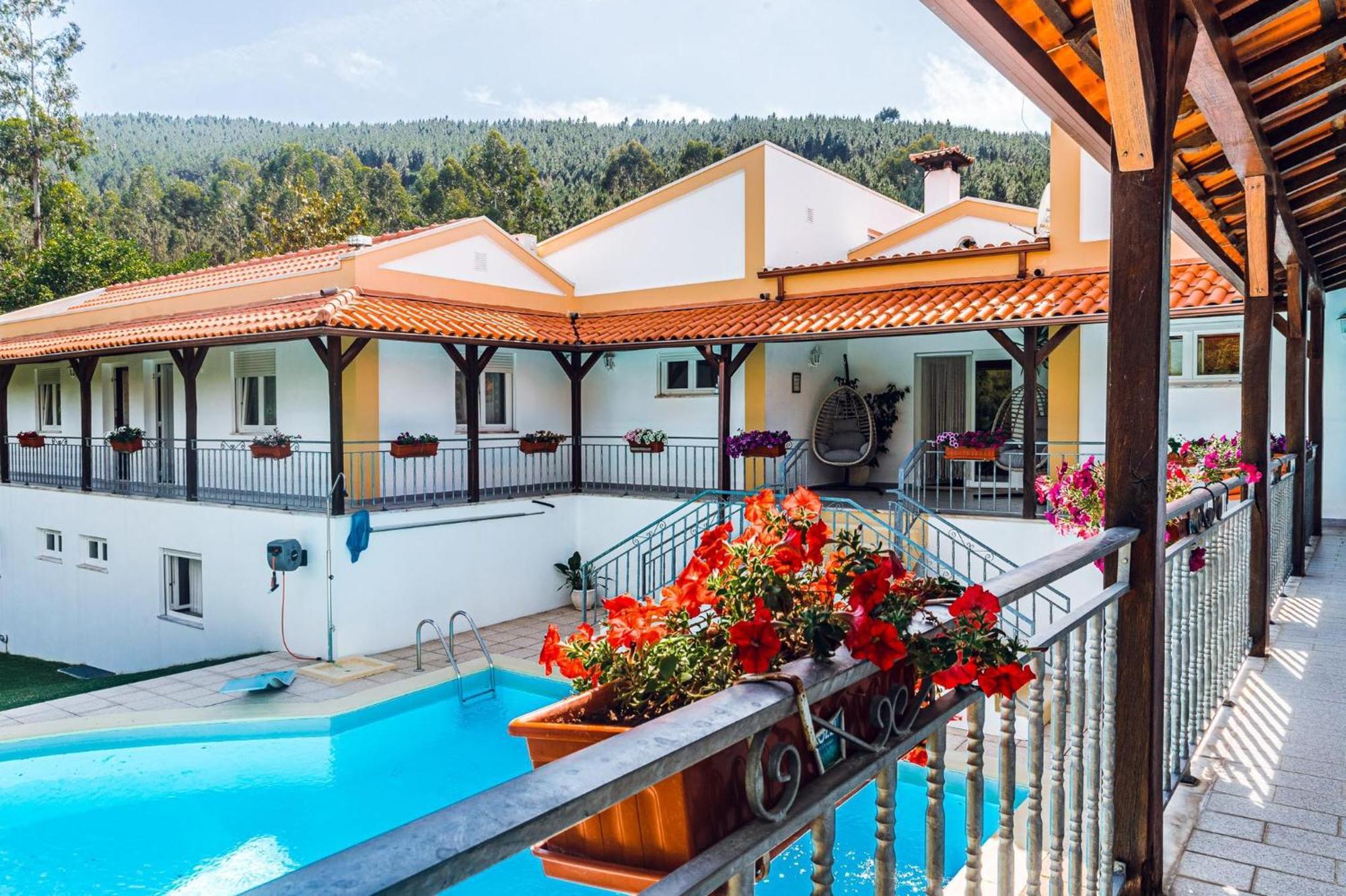 Bed and Breakfast Estalagem Bela Vista Мондин-ди-Башту Экстерьер фото