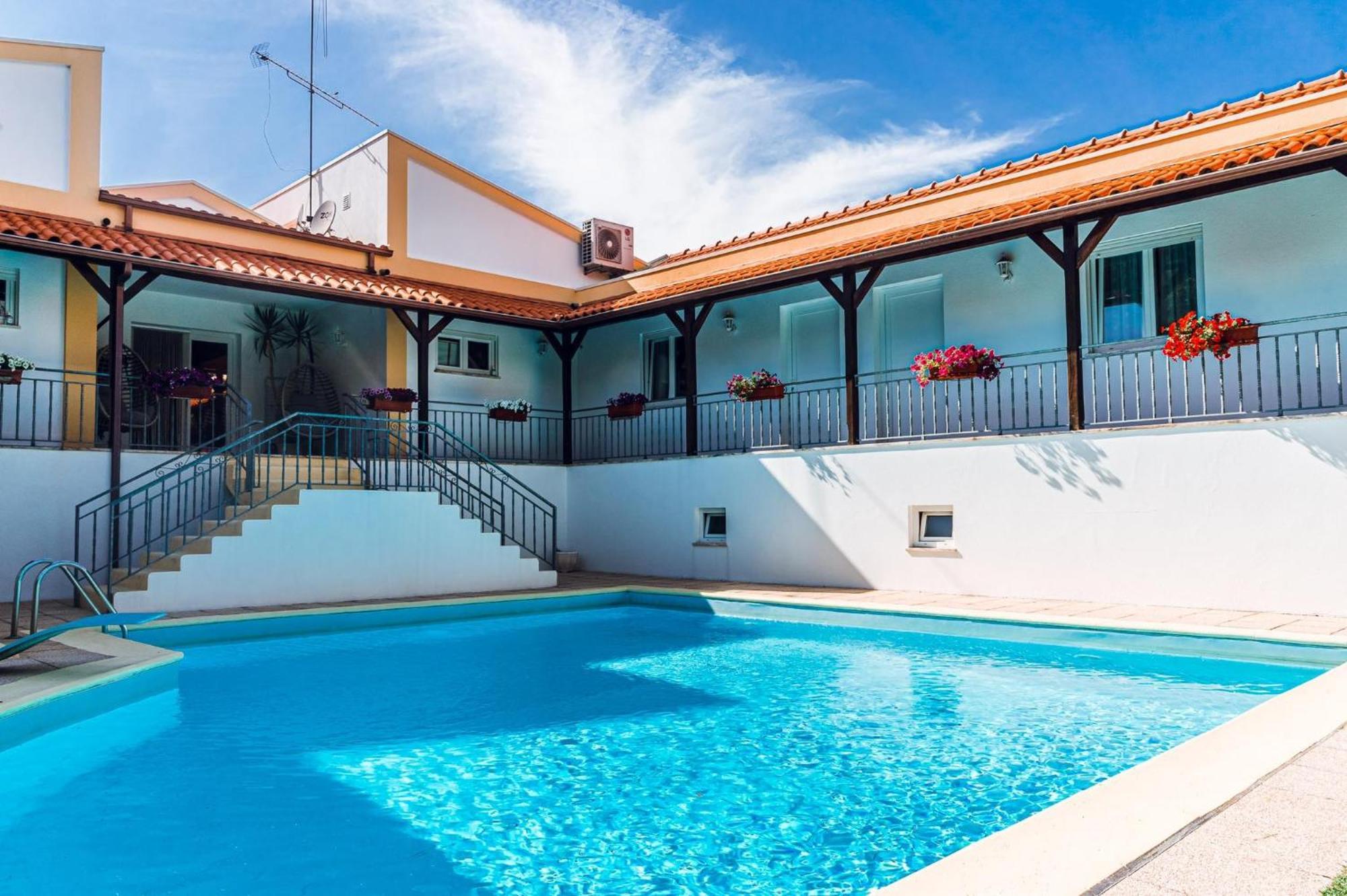 Bed and Breakfast Estalagem Bela Vista Мондин-ди-Башту Экстерьер фото